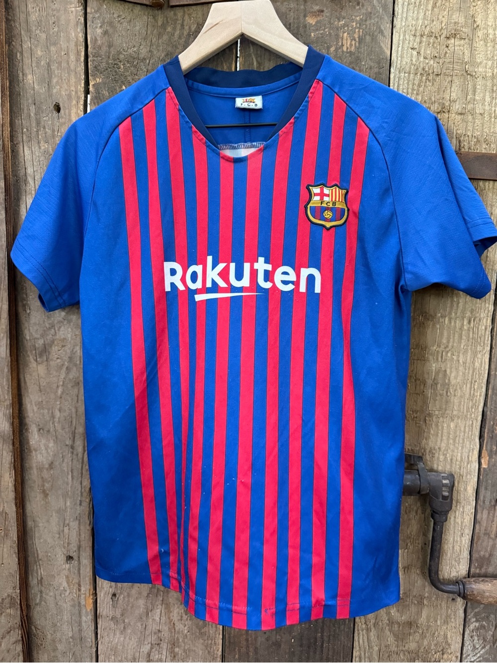 FC Barcelona Messi 10 Men’s Small Blue Red Stripe Soccer Jersey Rakuten